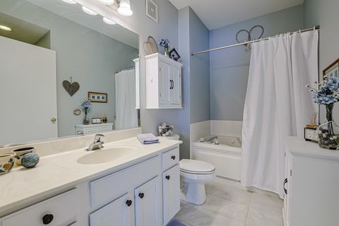 Tiny photo for 263 Nicole Drive #F, South Elgin, IL 60177 (MLS # 12555916)