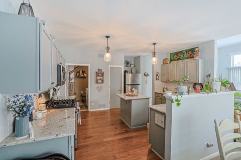 Tiny photo for 263 Nicole Drive #F, South Elgin, IL 60177 (MLS # 12555916)