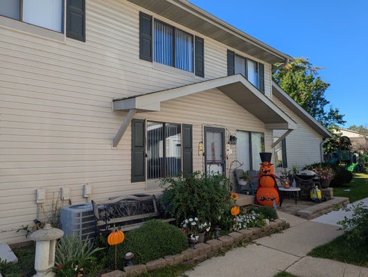 2S758 WINCHESTER CIR W UNIT 3, WARRENVILLE, IL 60555 - Image de971b0d5ba89dfa6cfc12cdb9caac80/2672218576