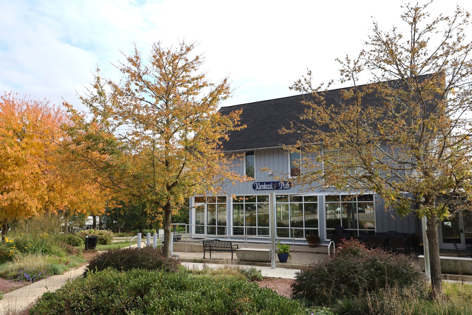 Fontana, Wisconsin 53125, United States, ,Commercial,Active,236185