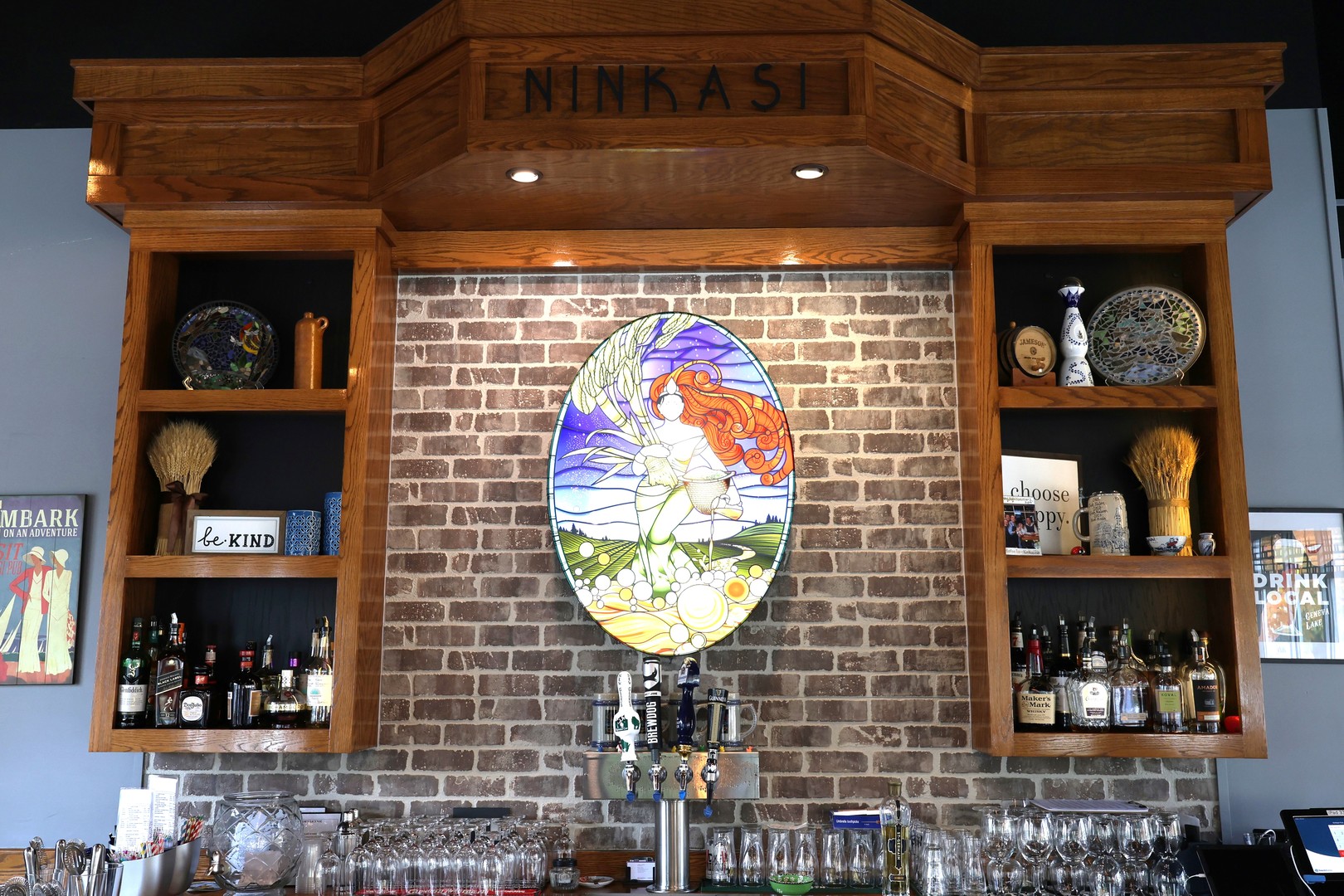 Fontana, Wisconsin 53125, United States, ,Commercial,Active,236185