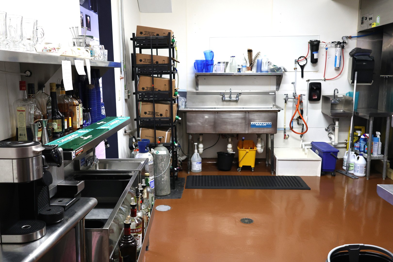 Fontana, Wisconsin 53125, United States, ,Commercial,Active,236185