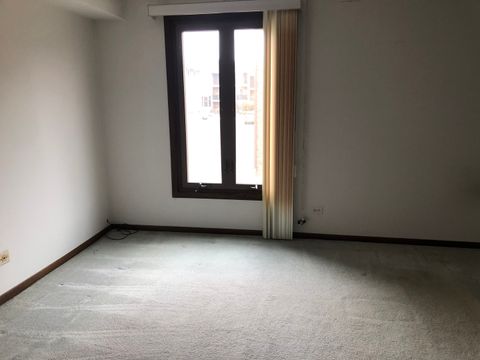 Tiny photo for 11277 S Roberts Road S #E, Palos Hills, IL 60465 (MLS # 12618971)