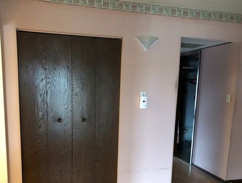 Tiny photo for 11277 S Roberts Road S #E, Palos Hills, IL 60465 (MLS # 12618971)