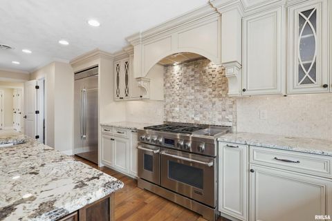 Tiny photo for 60 CUSTER Terrace, Bettendorf, IA 52722 (MLS # QC4269961)