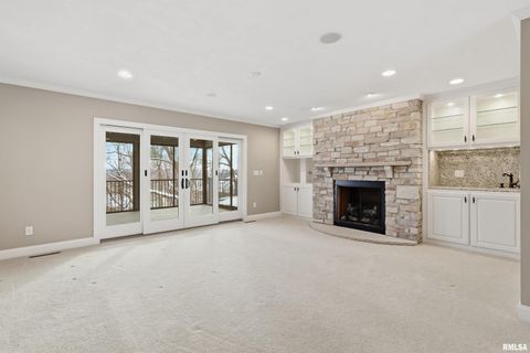 Tiny photo for 60 CUSTER Terrace, Bettendorf, IA 52722 (MLS # QC4269961)