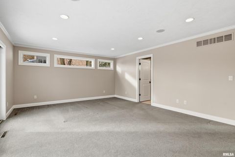 Tiny photo for 60 CUSTER Terrace, Bettendorf, IA 52722 (MLS # QC4269961)