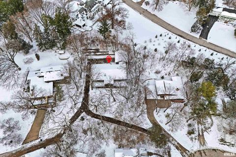 Tiny photo for 60 CUSTER Terrace, Bettendorf, IA 52722 (MLS # QC4269961)