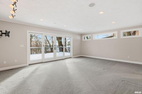 Tiny photo for 60 CUSTER Terrace, Bettendorf, IA 52722 (MLS # QC4269961)