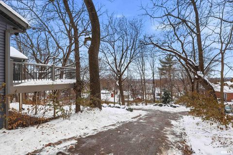 Tiny photo for 60 CUSTER Terrace, Bettendorf, IA 52722 (MLS # QC4269961)