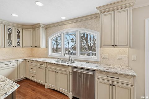 Tiny photo for 60 CUSTER Terrace, Bettendorf, IA 52722 (MLS # QC4269961)