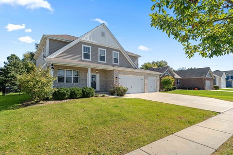 Tiny photo for 20913 Lakewoods Lane, Shorewood, IL 60404 (MLS # 12782201)