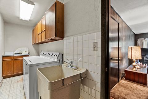 Tiny photo for 9160 S 88th Court, Hickory Hills, IL 60457 (MLS # 12411972)