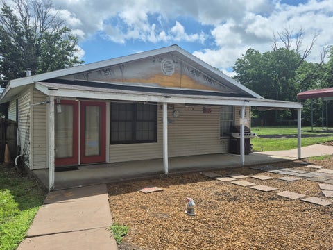 Tiny photo for 27 Baker Street, Harrisburg, IL 62946 (MLS # 12656420)
