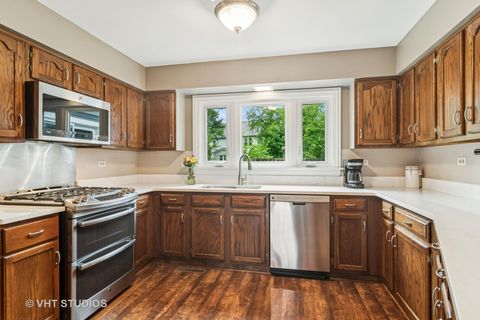 Tiny photo for 4320 Lombardy Lane, Hoffman Estates, IL 60192 (MLS # 12428984)