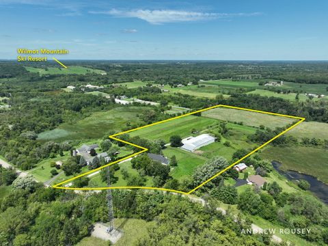 Tiny photo for 27490 W Wilmot Road, Antioch, IL 60002 (MLS # 12575143)