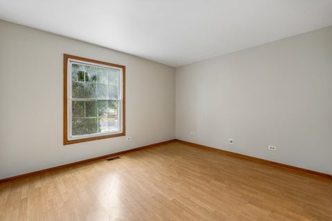 Tiny photo for 959 GOLF COURSE Road #1, Crystal Lake, IL 60014 (MLS # 12766437)