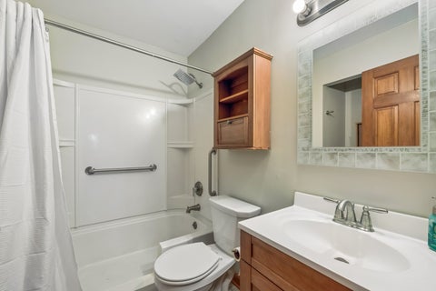 Tiny photo for 959 GOLF COURSE Road #1, Crystal Lake, IL 60014 (MLS # 12766437)