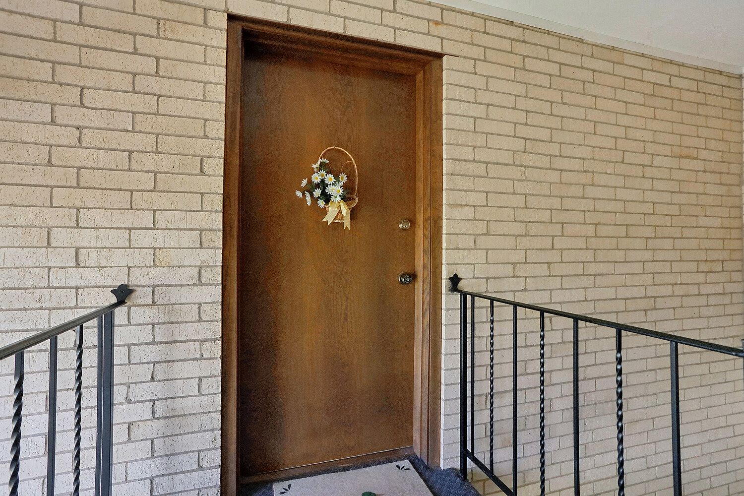 Properties 1 15229 Catalina Drive 3c