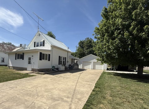 Tiny photo for 302 South Street, Bradford, IL 61421 (MLS # 12670538)