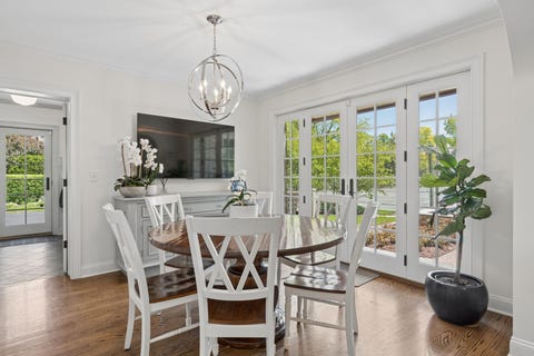 Tiny photo for 936 Sunset Road, Winnetka, IL 60093 (MLS # 12660037)