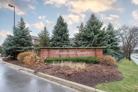 Tiny photo for 855 E 22nd Street #304, Lombard, IL 60148 (MLS # 12570650)