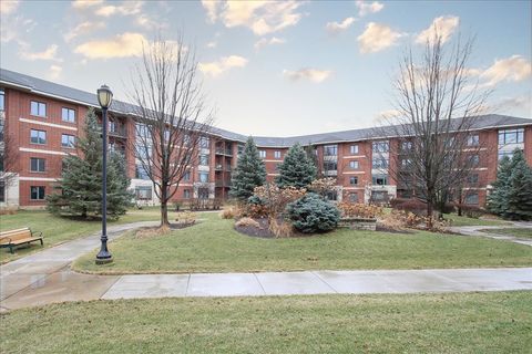 Photo of 855 E 22nd Street #304, Lombard, IL 60148 (MLS # 12570650)