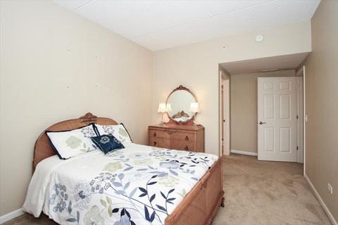 Tiny photo for 855 E 22nd Street #304, Lombard, IL 60148 (MLS # 12570650)