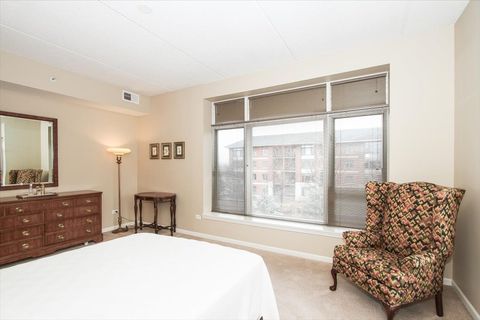 Tiny photo for 855 E 22nd Street #304, Lombard, IL 60148 (MLS # 12570650)