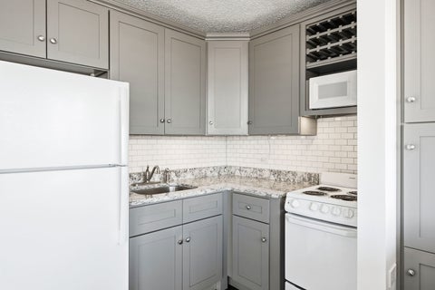 Tiny photo for 1122 N CLARK Street #3202, Chicago, IL 60610 (MLS # 12779591)