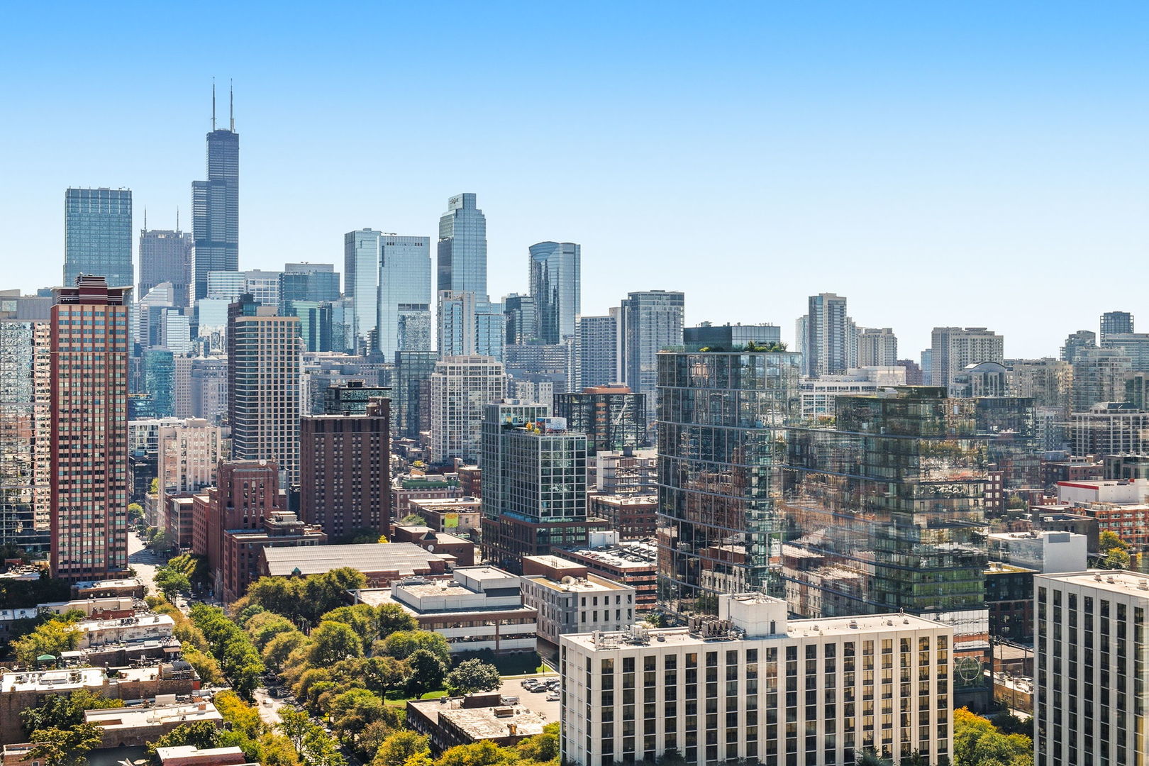 1122 N CLARK Street 3202