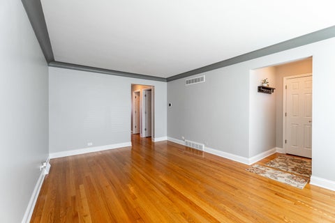 Tiny photo for 10318 S Avers Avenue, Chicago, IL 60655 (MLS # 12682133)