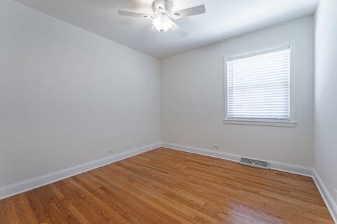 Tiny photo for 10318 S Avers Avenue, Chicago, IL 60655 (MLS # 12682133)