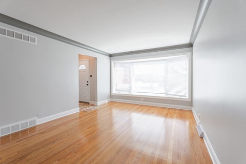 Tiny photo for 10318 S Avers Avenue, Chicago, IL 60655 (MLS # 12682133)