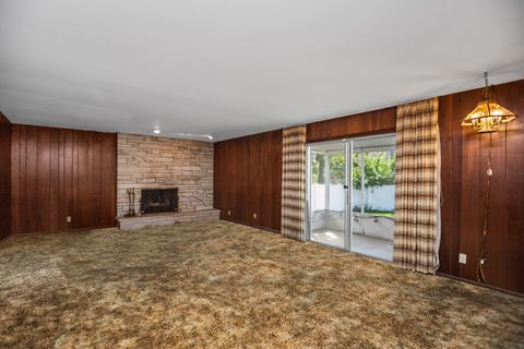 Tiny photo for 134 S Maple Avenue, Hillside, IL 60162 (MLS # 12457108)