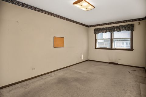 Tiny photo for 134 S Maple Avenue, Hillside, IL 60162 (MLS # 12457108)