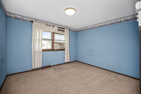 Tiny photo for 134 S Maple Avenue, Hillside, IL 60162 (MLS # 12457108)