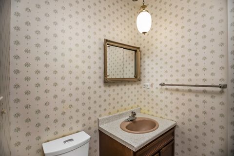 Tiny photo for 134 S Maple Avenue, Hillside, IL 60162 (MLS # 12457108)