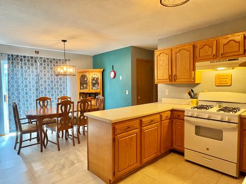 Tiny photo for 2117 FOX CHASE Drive, Ottawa, IL 61350 (MLS # 12450399)