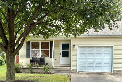 Tiny photo for 2117 FOX CHASE Drive, Ottawa, IL 61350 (MLS # 12450399)