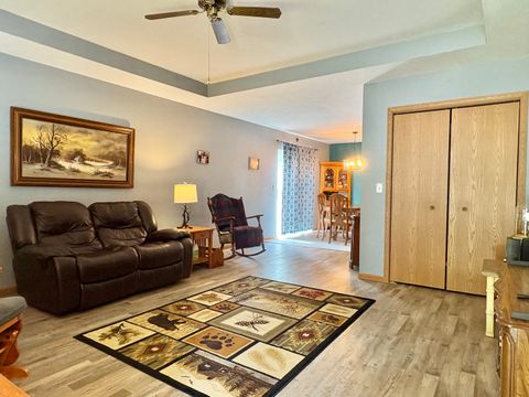 Tiny photo for 2117 FOX CHASE Drive, Ottawa, IL 61350 (MLS # 12450399)