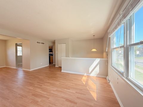 Tiny photo for 4932 Imperial Drive, Richton Park, IL 60471 (MLS # 12473758)