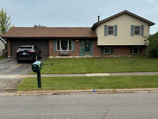 1440 SCHOONER LN, HANOVER PARK, IL 60133 - Image dea83e70daf7e96e904a894b55bee2bf/1692218660