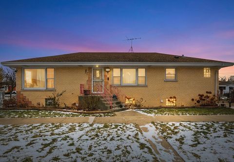 4724 N Ozark Avenue Norridge IL 60706