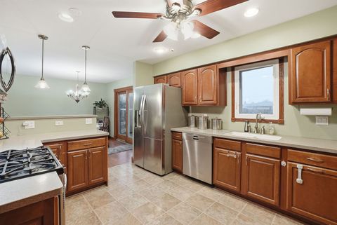 Tiny photo for 16236 Princeton Avenue, Tinley Park, IL 60477 (MLS # 12565045)