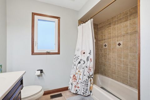 Tiny photo for 16236 Princeton Avenue, Tinley Park, IL 60477 (MLS # 12565045)