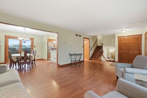 Tiny photo for 16236 Princeton Avenue, Tinley Park, IL 60477 (MLS # 12565045)