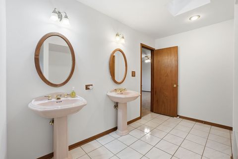 Tiny photo for 16236 Princeton Avenue, Tinley Park, IL 60477 (MLS # 12565045)