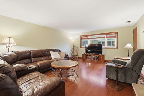 Tiny photo for 16236 Princeton Avenue, Tinley Park, IL 60477 (MLS # 12565045)