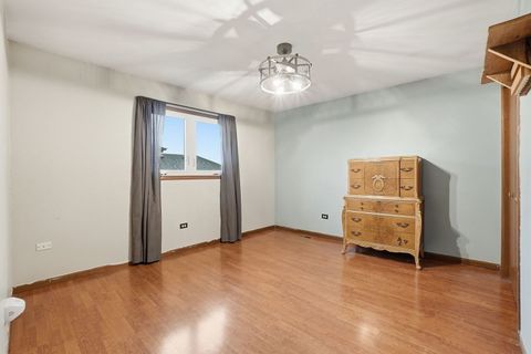 Tiny photo for 16236 Princeton Avenue, Tinley Park, IL 60477 (MLS # 12565045)